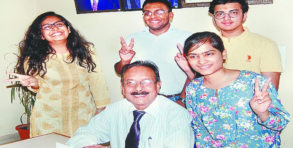 CBSE Result 2017: Ramya Kaushik did the top of the district