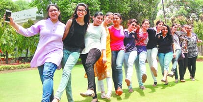 CBSE Result 2017: Ramya Kaushik did the top of the district