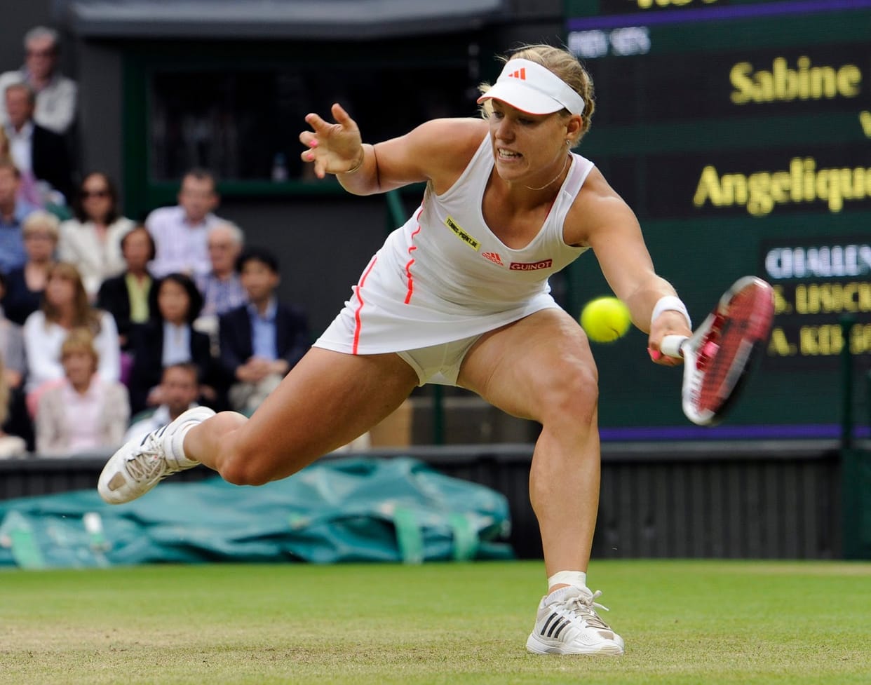 angelique kerber will face against belinda bencic in indian wells masters semifinal