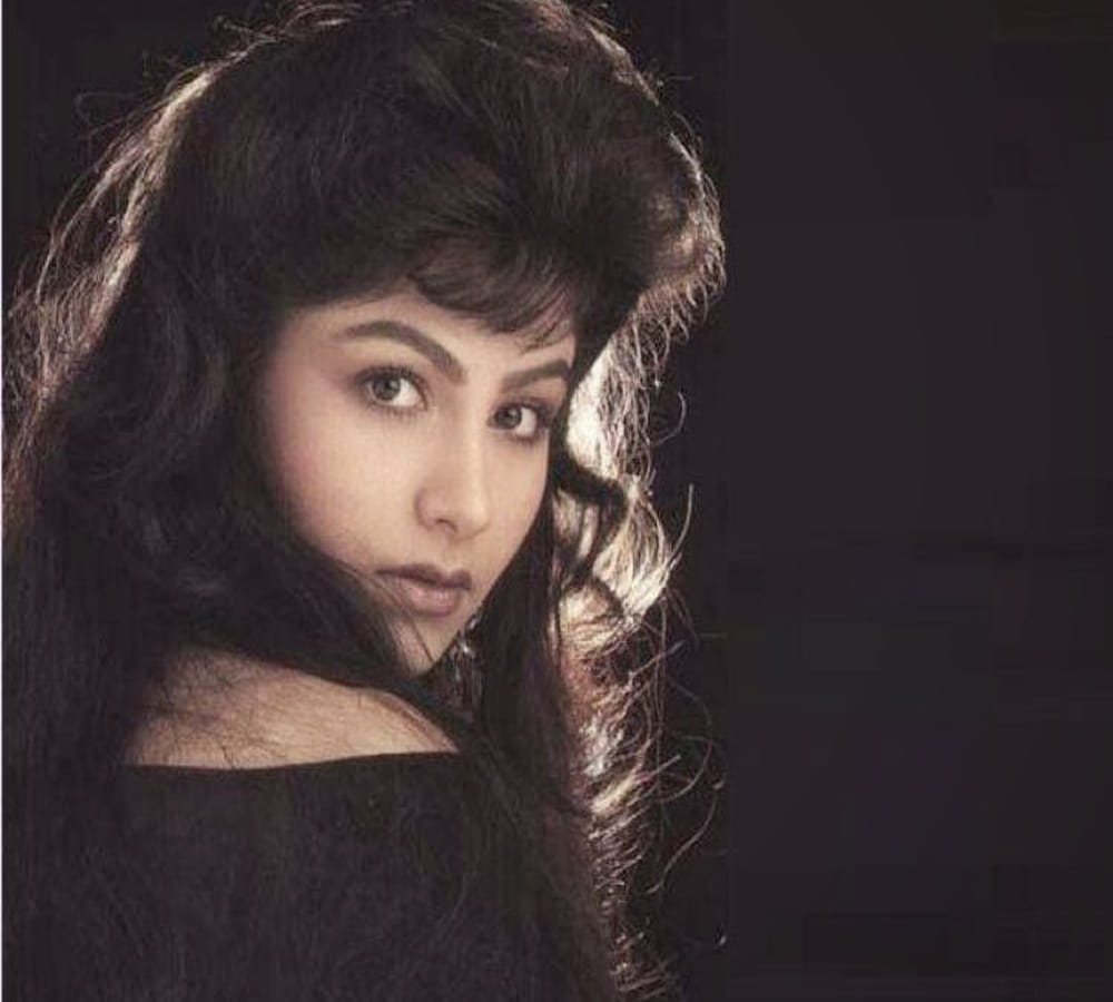 ayesha jhulka birthday special life story