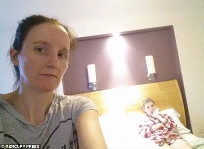 mother snaps dying daughter angel pic in camera