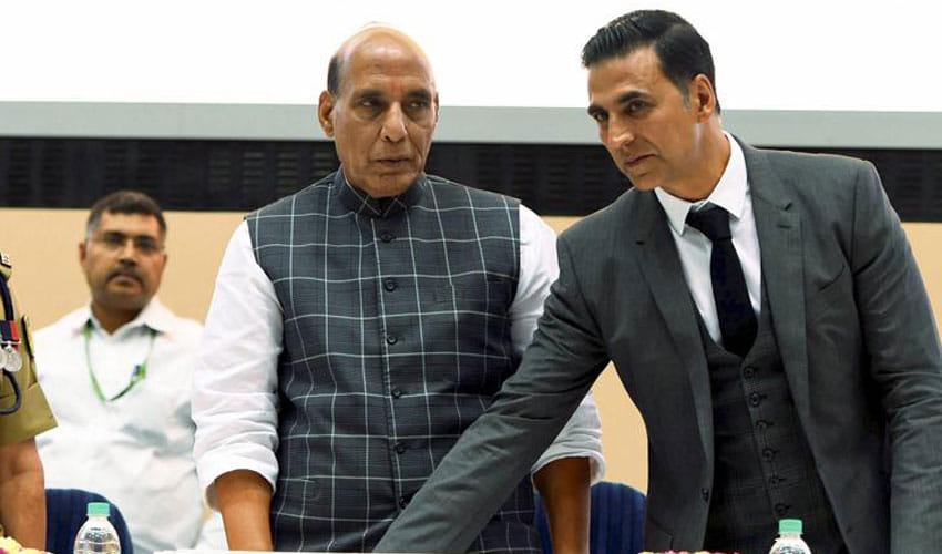 Maoist Warns Akshay Kumar And Saina Nehwal For Helping CRPF Martyrs Families