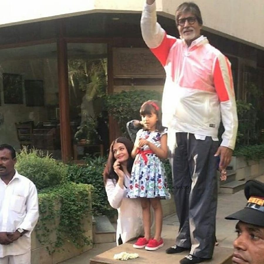 Aaradhya Bachchan Waves At Grandfather Amitabh Bachchan’s Fans with aishwarya rai bachchan