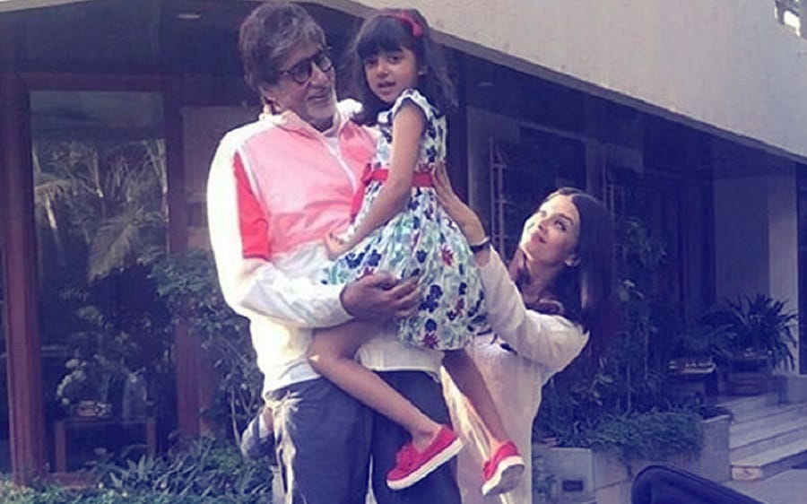 Aaradhya Bachchan Waves At Grandfather Amitabh Bachchan’s Fans with aishwarya rai bachchan