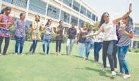 kaithal, cbse results, students, schools, distributed sweets