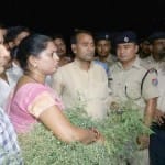 कूड़ा लेकर डीआरएम कार्यालय धमकी भाजपा विधायक साधना सिंह