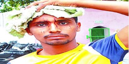 Two communities struggle in Baghpat, seven people including a woman were injured, force deployed