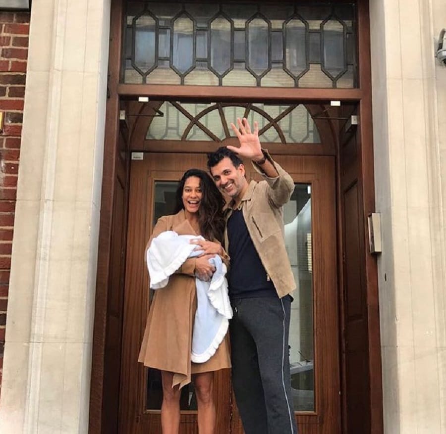 first picture of lisa haydon son jack lalvanis viral on social media