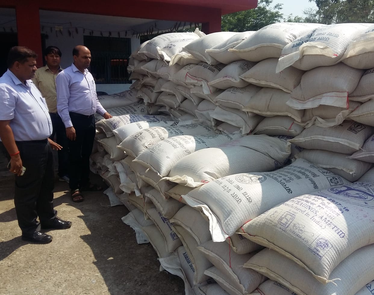 598 sack wheat recovered, three seals sealed