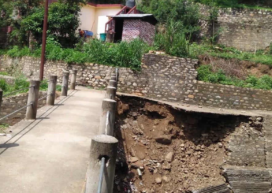 Bad footpath