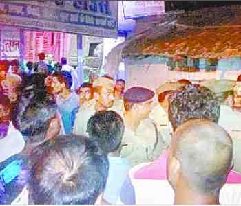 Young people sabotage in Pandal