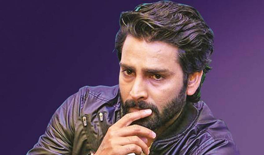 bigg boss winner manveer gurjar is all set to debut in bollywood