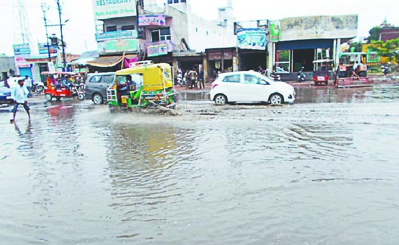 Delhi Police recruitment stop due to Rain