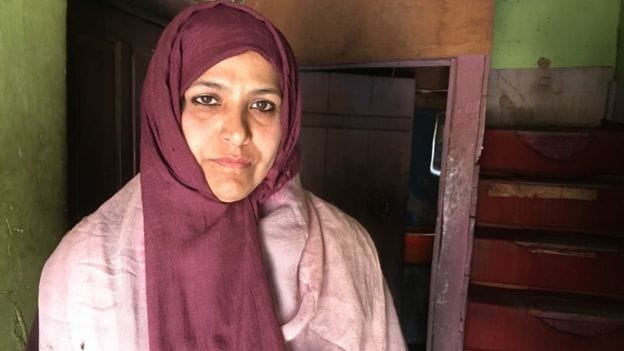Wedding with Indian Kashmiri got expensive, This woman is wandering for identity