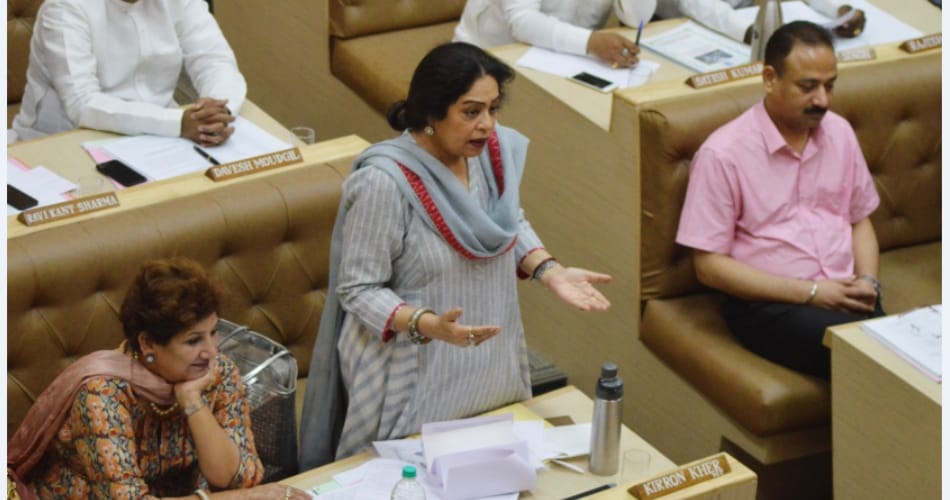 Lok Sabha Elections 2019, BJP Candidate Kirron Kher Interview
