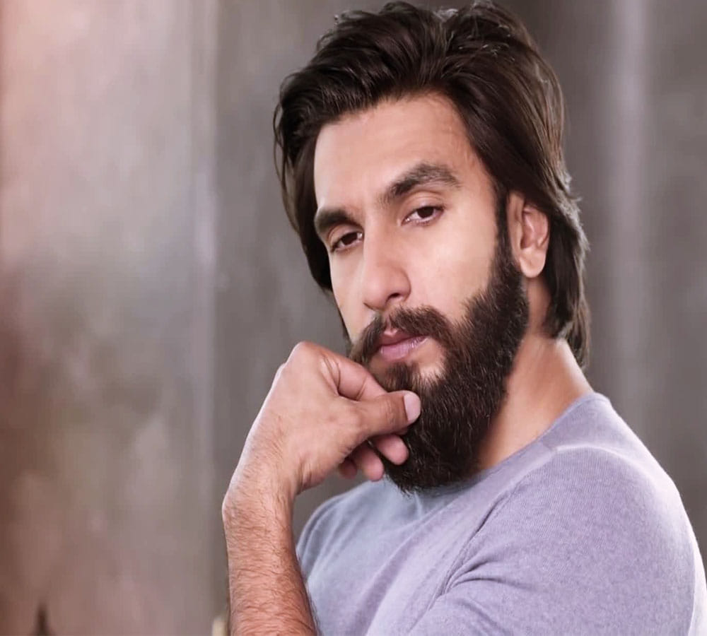 When Ranveer Singh was thrown out of the set by Raveena Tandon during a song shoot