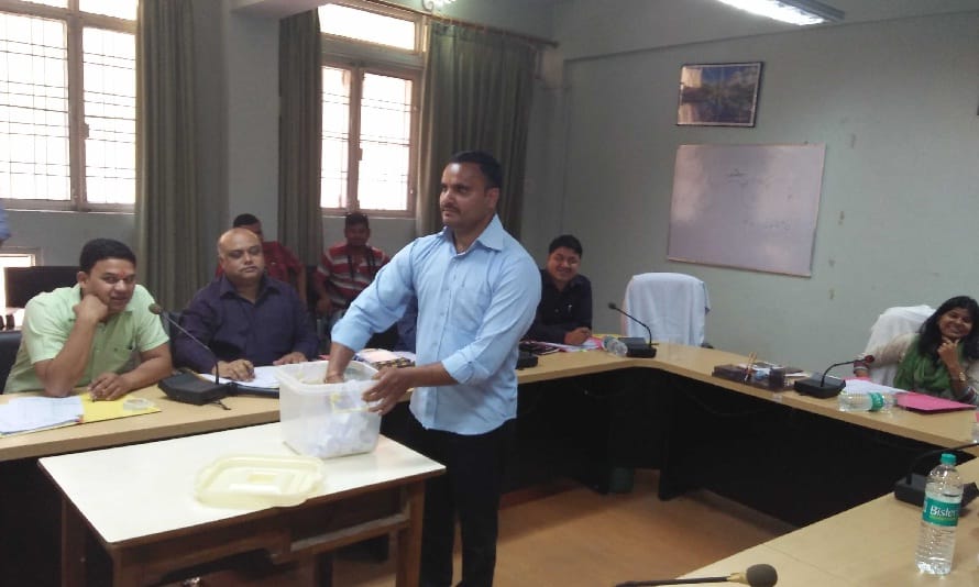 A dozen liquor shops in Bageshwar will get revenue of 28 crores