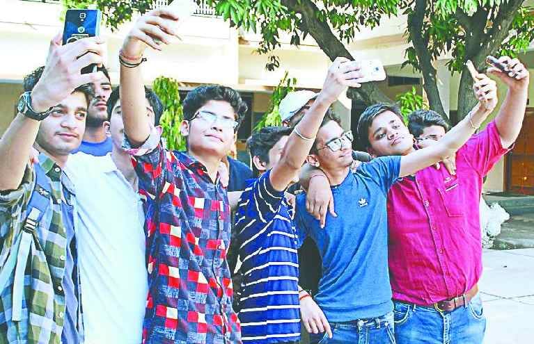 Tops dream of IAS
