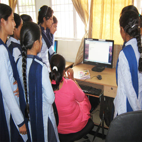 job vacancies for 12th passed candidates in ncert for computer typists
