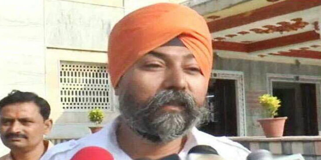 insult of sardar in chief minister yogi adityana darbar 