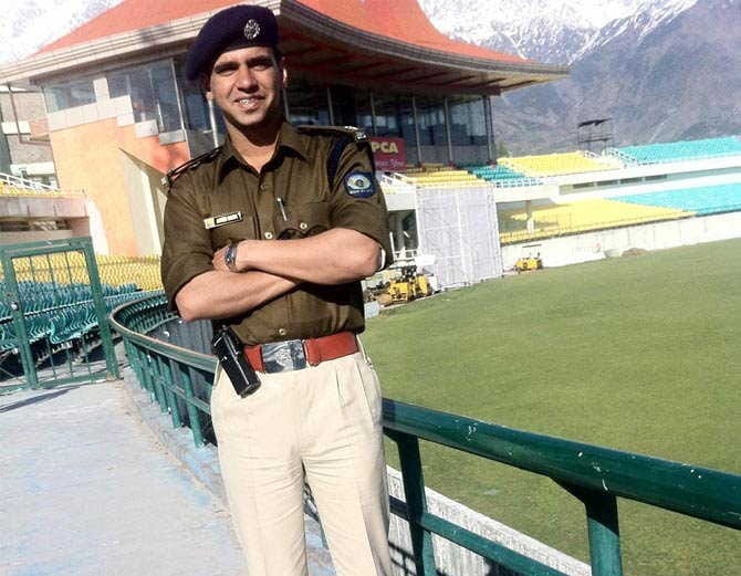 death mystry of ias ashish dahiya