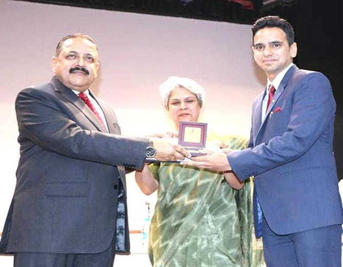 ias ashish dahiya unseen photos, drowned in swimming pool