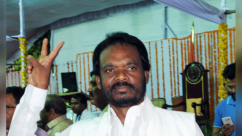 Minister for food and civil supply Om Prakash Dhurve beating children in public gone viral