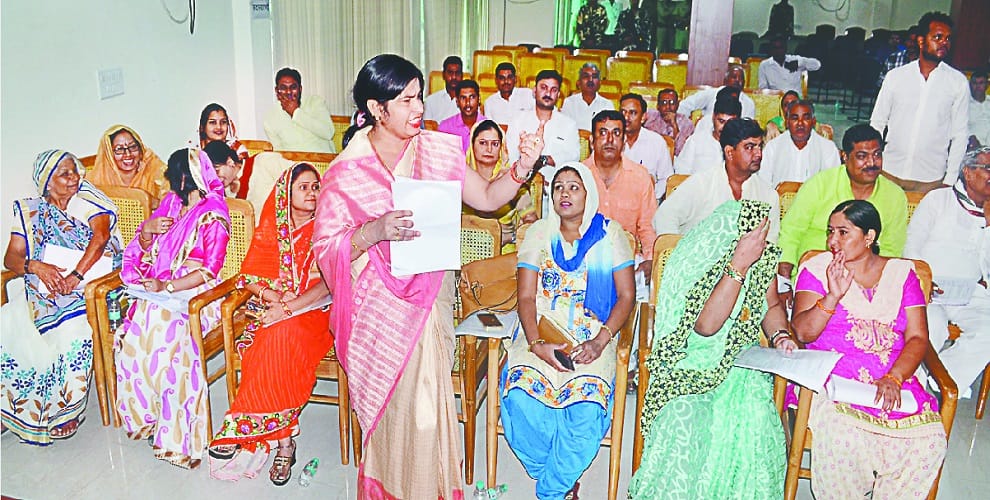 A major blow to samajwadi party in Meerut, 67 proposals of old Panchayat abrogated