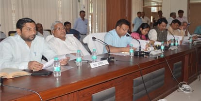 A major blow to samajwadi party in Meerut, 67 proposals of old Panchayat abrogated