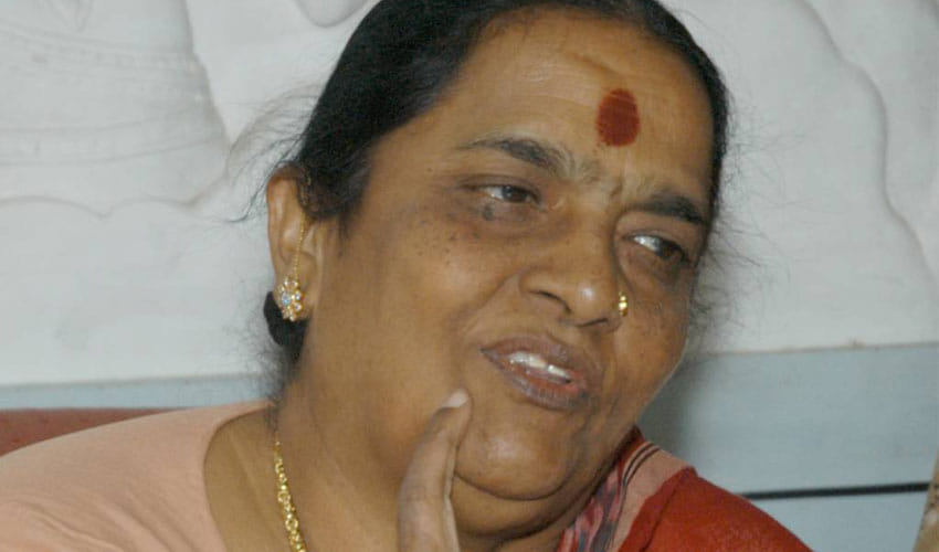 kannada producer parvathamma rajkumar passes away at age of 77