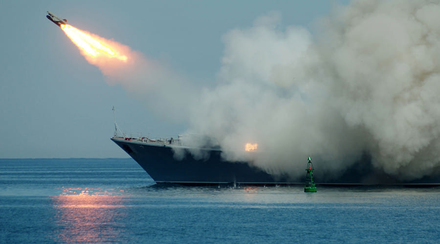 russian cruise missiles hit isis targets near palmyra