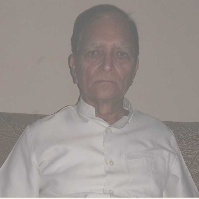 Politicians have broken the morale of the police: Dwivedi