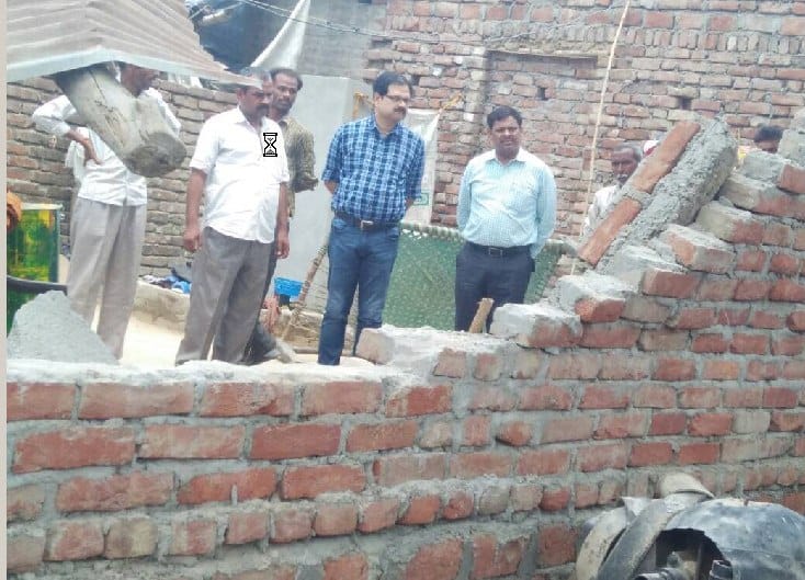 Under wall debris Death of teenager