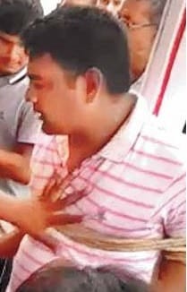 villagers from a town in a alwar beaten the man 