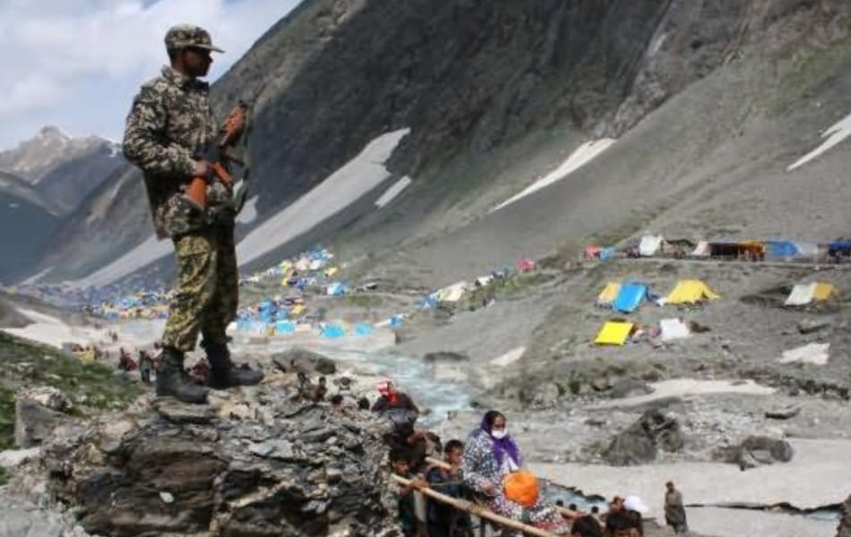  KASHMIR: PAKISTAN ARMY TO PUSH INFILTRATORS INTO THE VALLEY FOILED