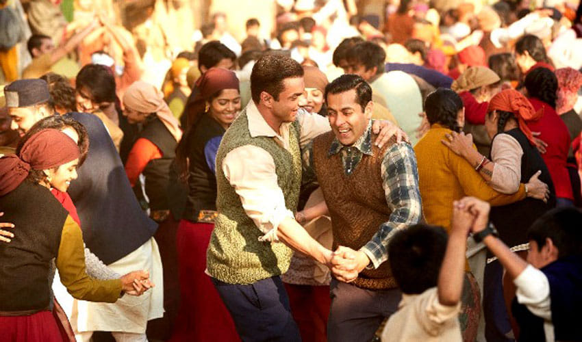 bollywood star salman khan tubelight new song naach meri jaan released