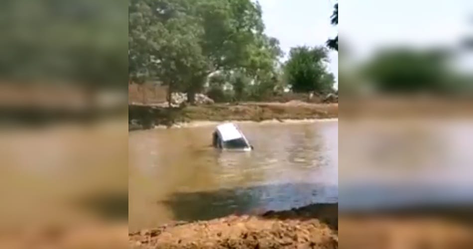  3 youth missing in canal