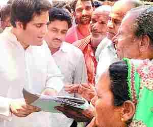 No politics upon Hindu and Muslims topic : Varun