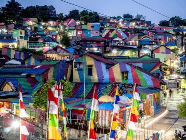 Indonesian 'Rainbow Village' Most searching on Internet, look like Rainbow Village