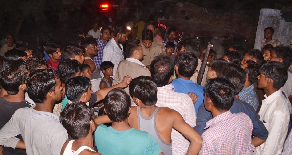 Thieves attacked the young man, beat him up