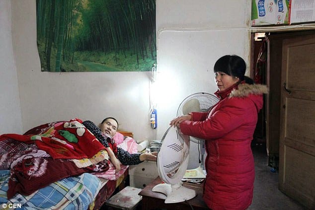 paralyzed husband is offering his wife