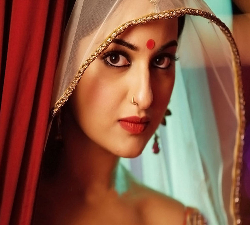 Sonakshi Sinha Birthday Special, Her Journey From Fat To One Of The Bollywood Hot Actresses