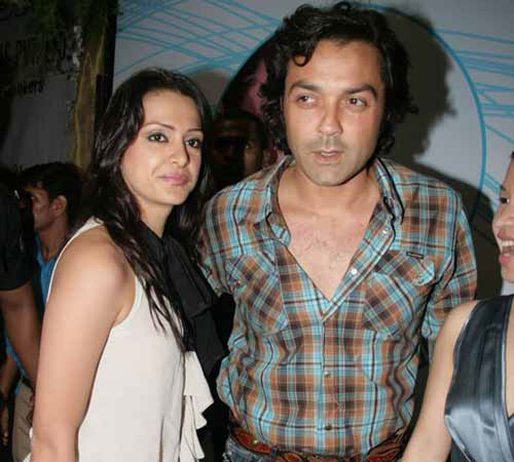 bollywood actor boby deol wife tanya is millionaire helped him a lot 