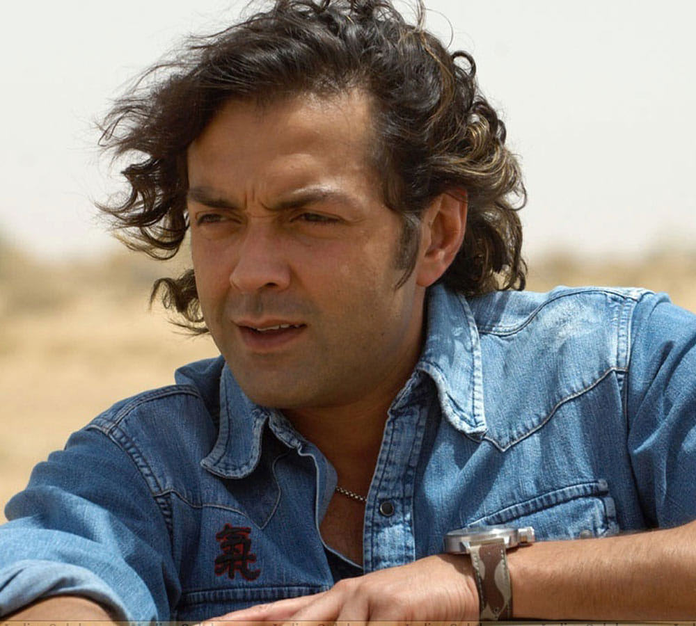 bollywood actor boby deol wife tanya is millionaire helped him a lot 