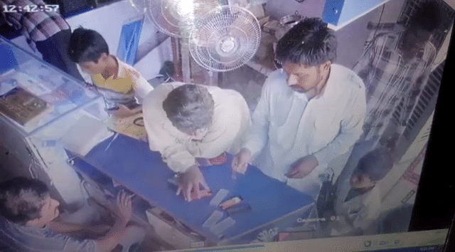 Burglar active in border district jaisalmer, seen in CCTV footage