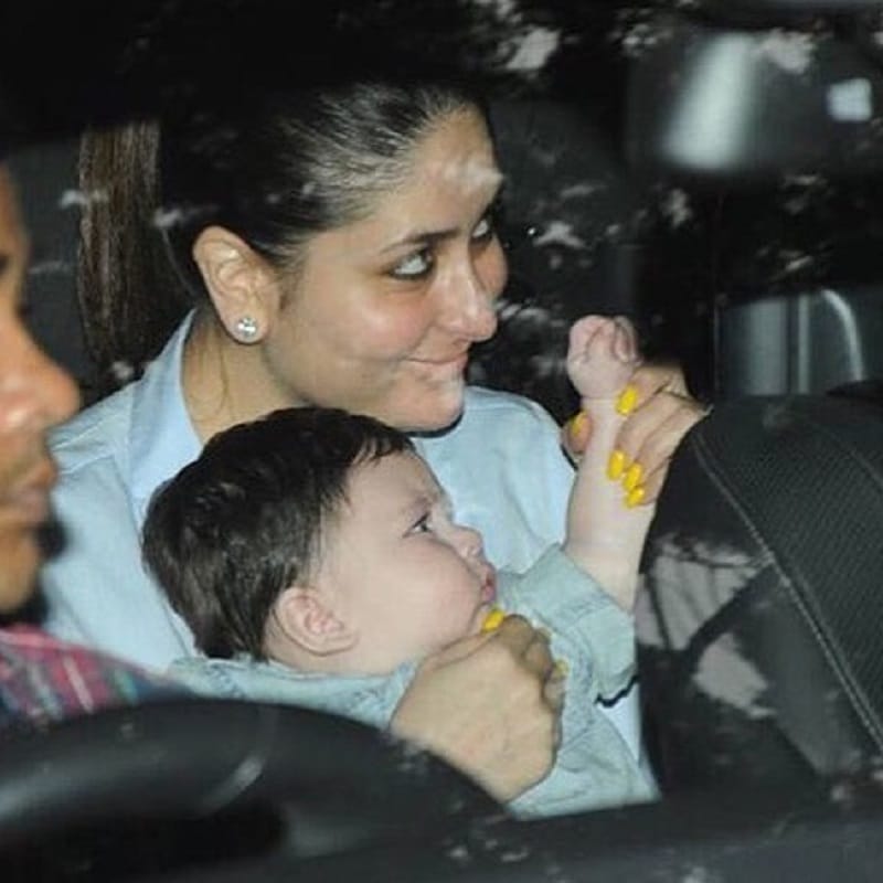 taimur ali khan and kareena kapoor khan  at tusshar kapoor son laksshya birthday party