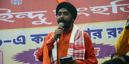 aam aadmi party leader sanjay singh and bjp leader tajinder pal singh bagga twitter war