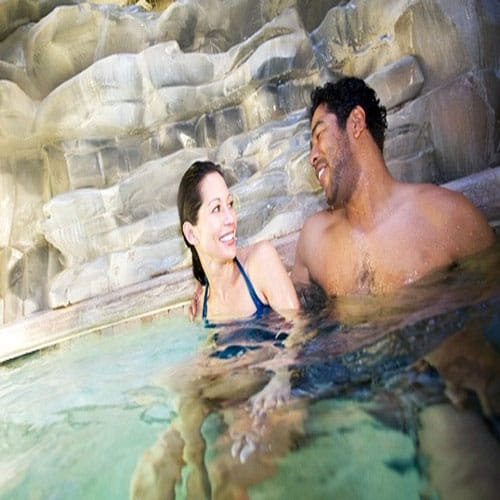 Always Take care of these five things while taking your girlfriend to the Water Park