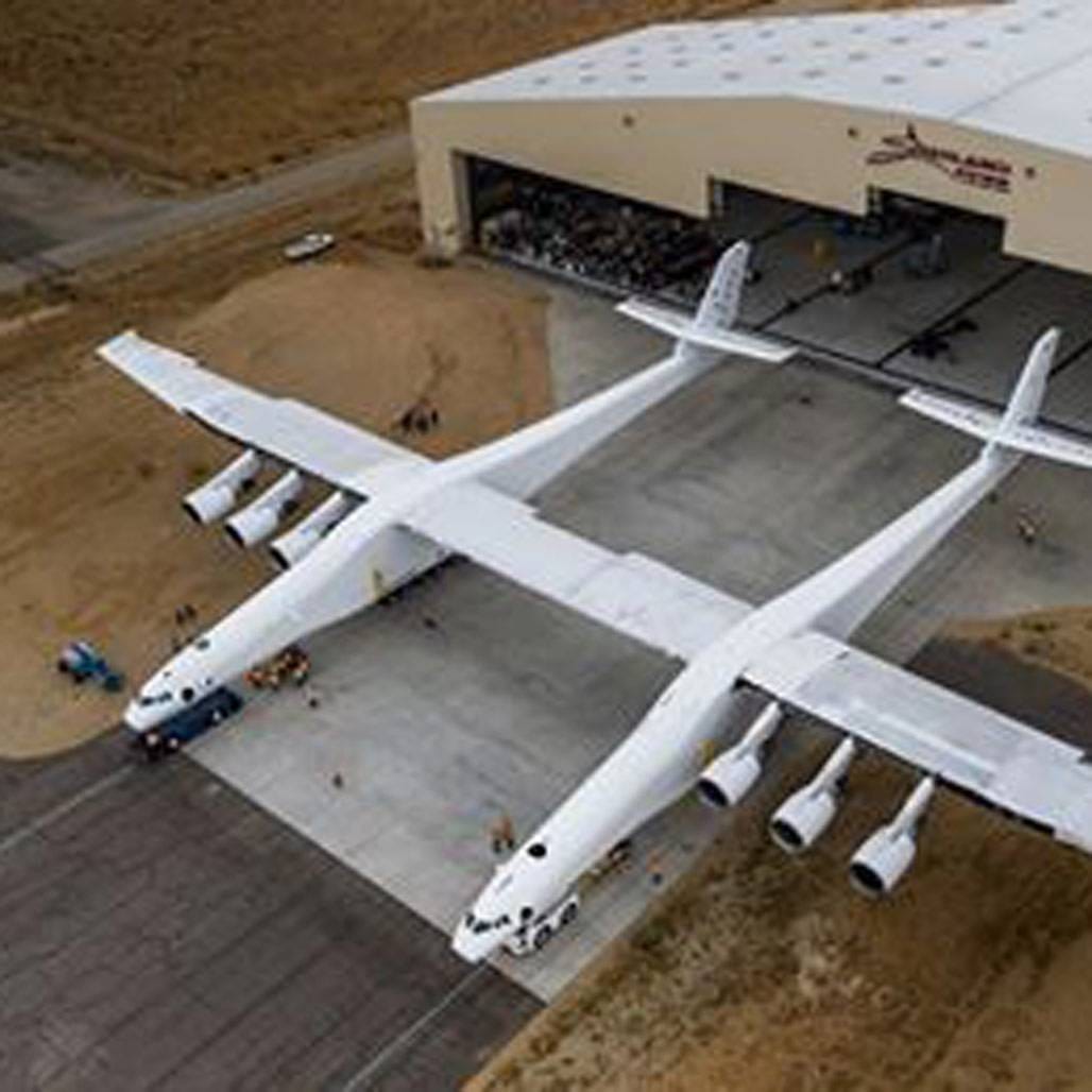 World's largest airplane is rolled out, Know what's the specialty