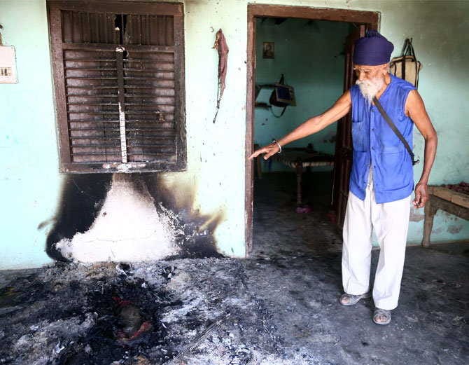 yamunanagar man killed wife with axe and burnt